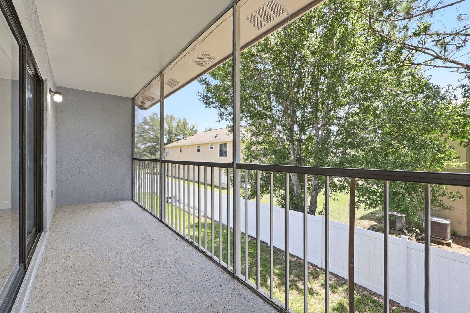 Kissimmee Apartment: 180 Royal Palm Drive