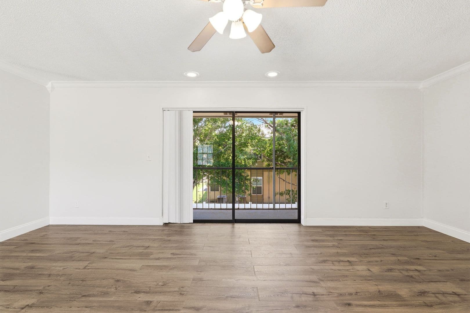 Kissimmee Apartment: 180 Royal Palm Drive