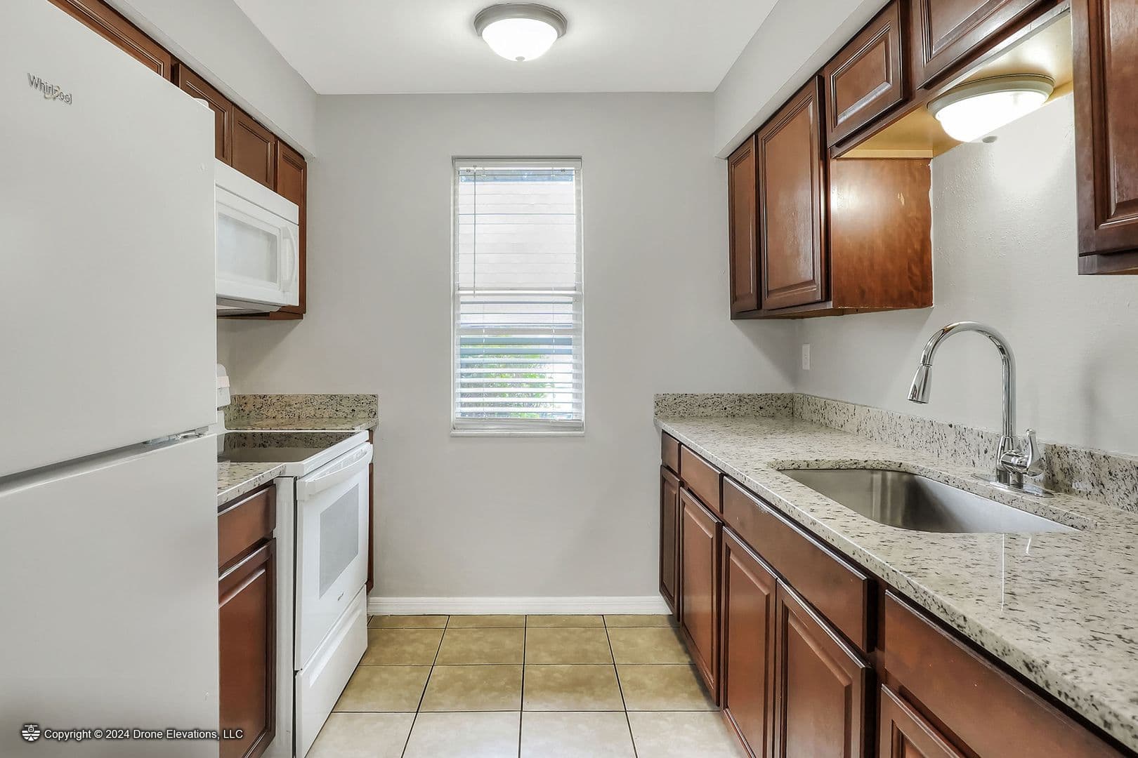 Eagle Lake Apartment: 2200 Clover Ridge Ct