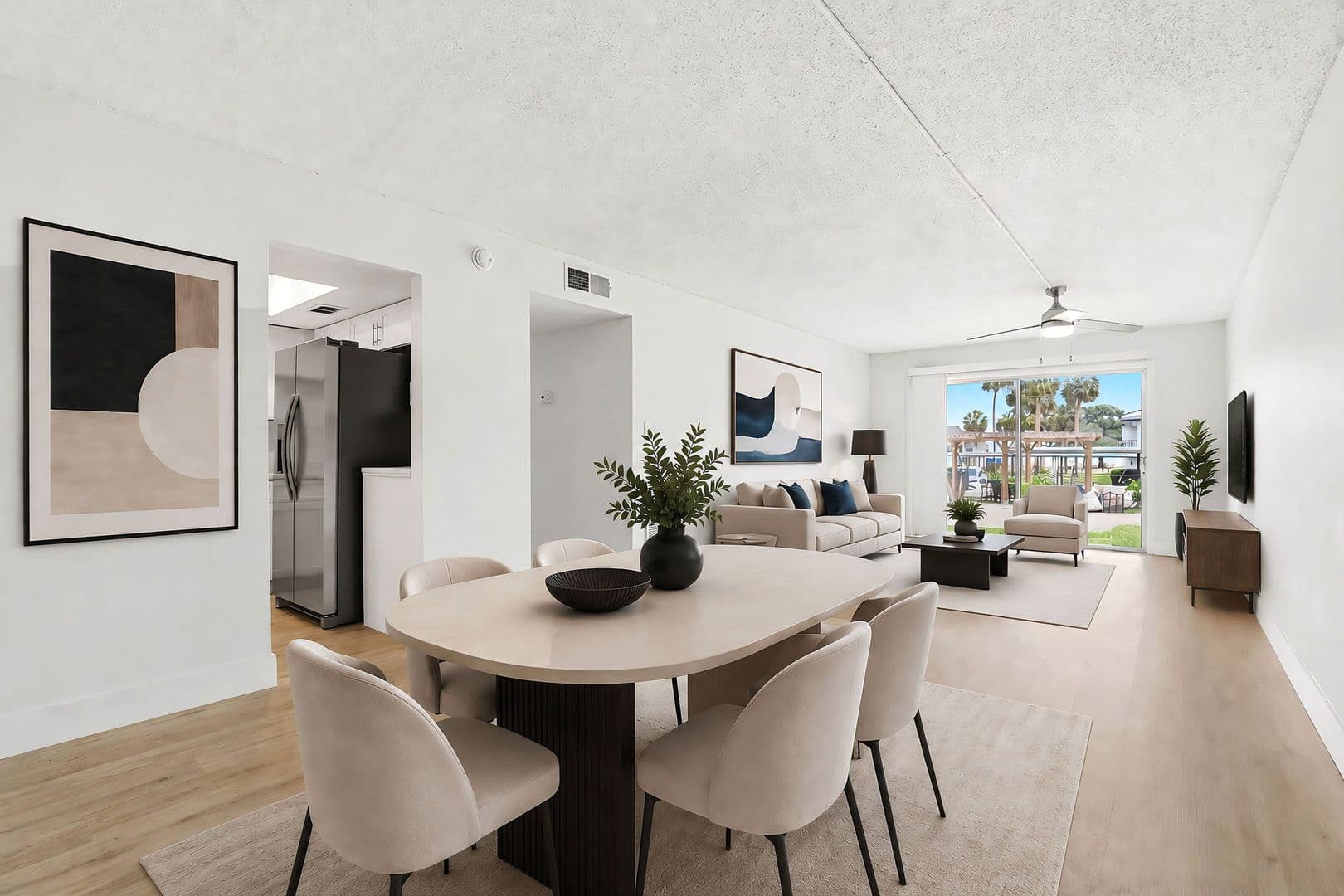 Sanford Apartment: 711 E 1st Street