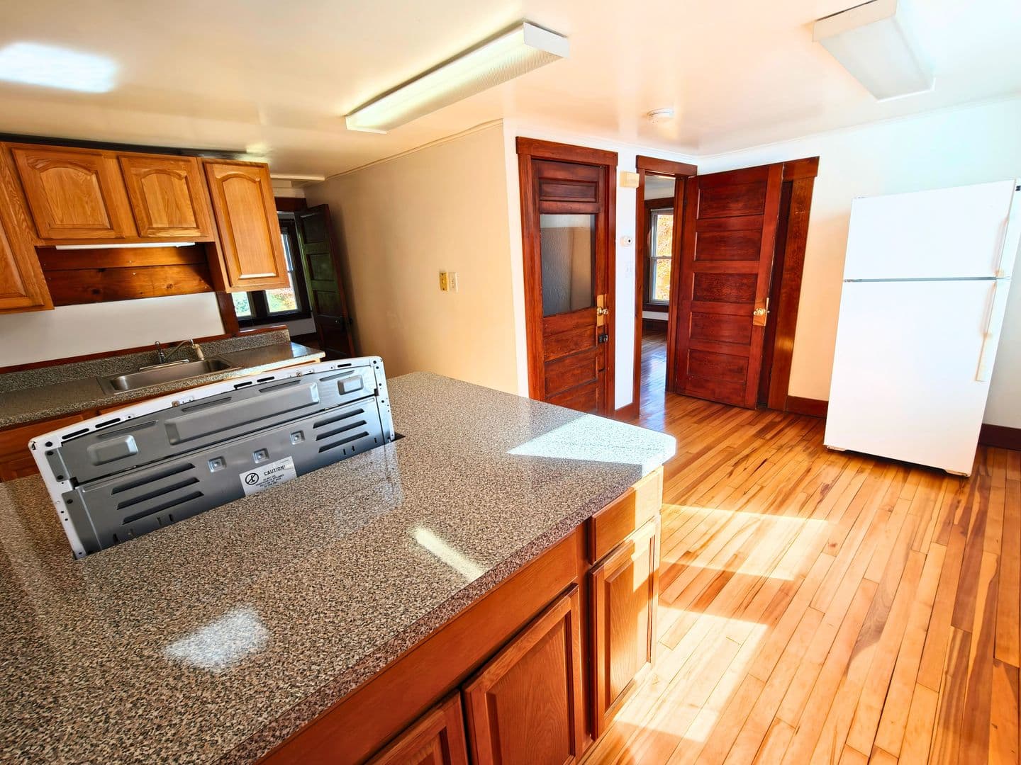 Westfield Apartment: 62 Granville Rd