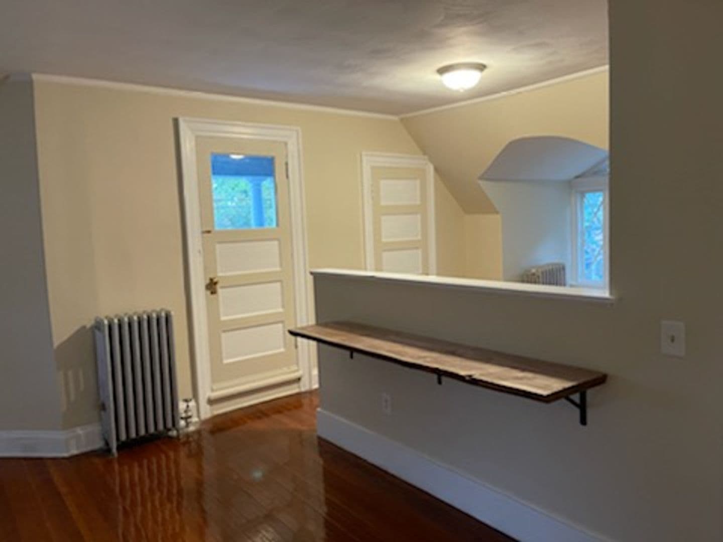 Northampton Apartment: 50 Phillips Place