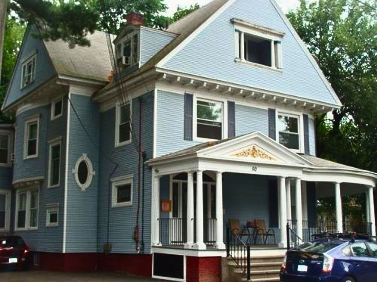 Northampton Apartment: 50 Phillips Place