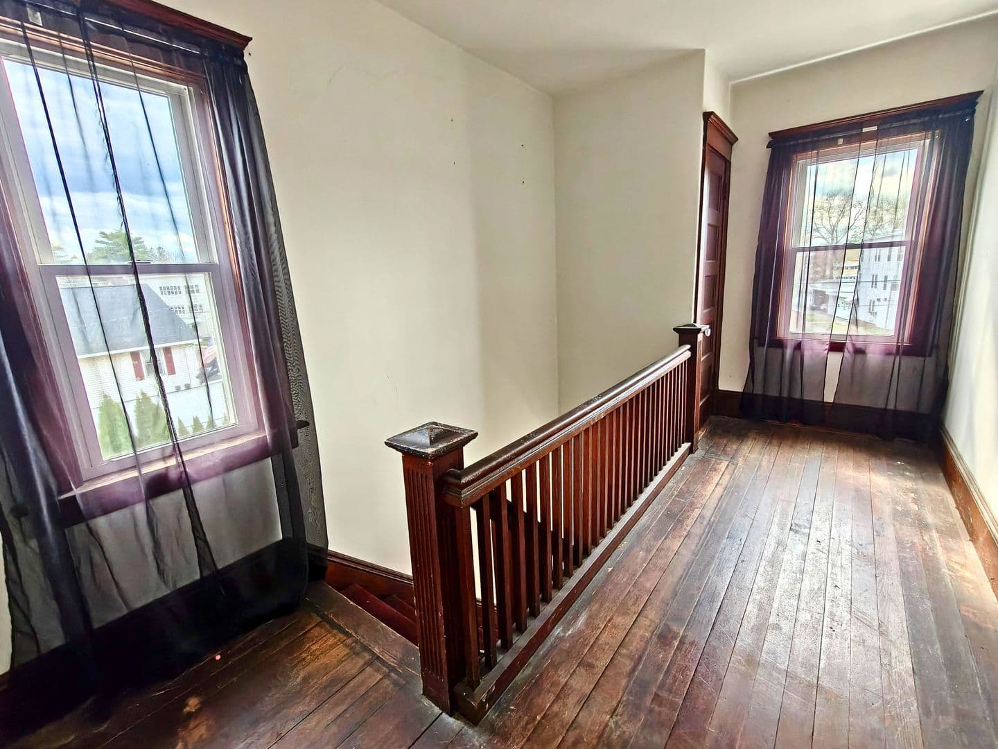 Chicopee Apartment: 21 Dale St