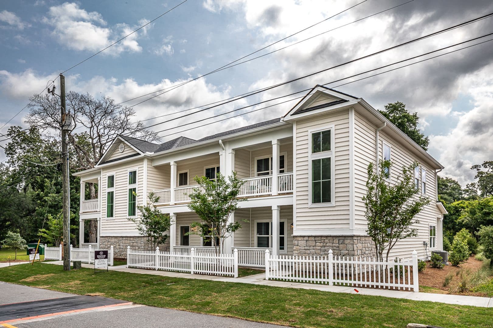 Ridgeland House: 252 Weathersbee Street