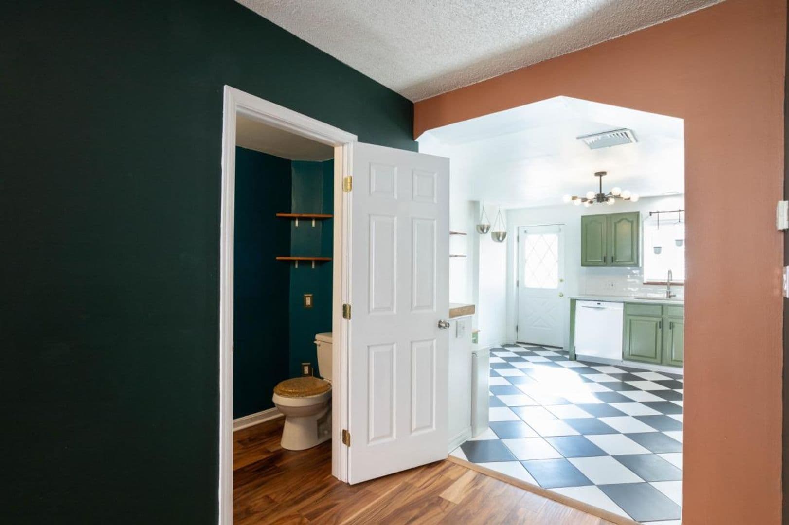 Philadelphia House: 1028 Daly St