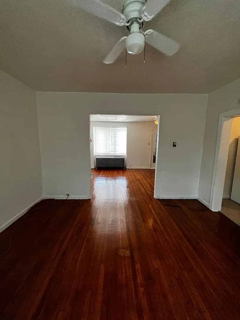 Philadelphia House: 926 E Stafford St