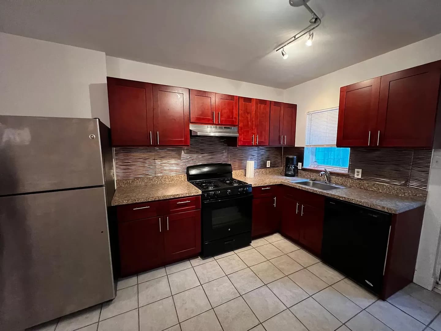 Philadelphia House: 536 N 12th St