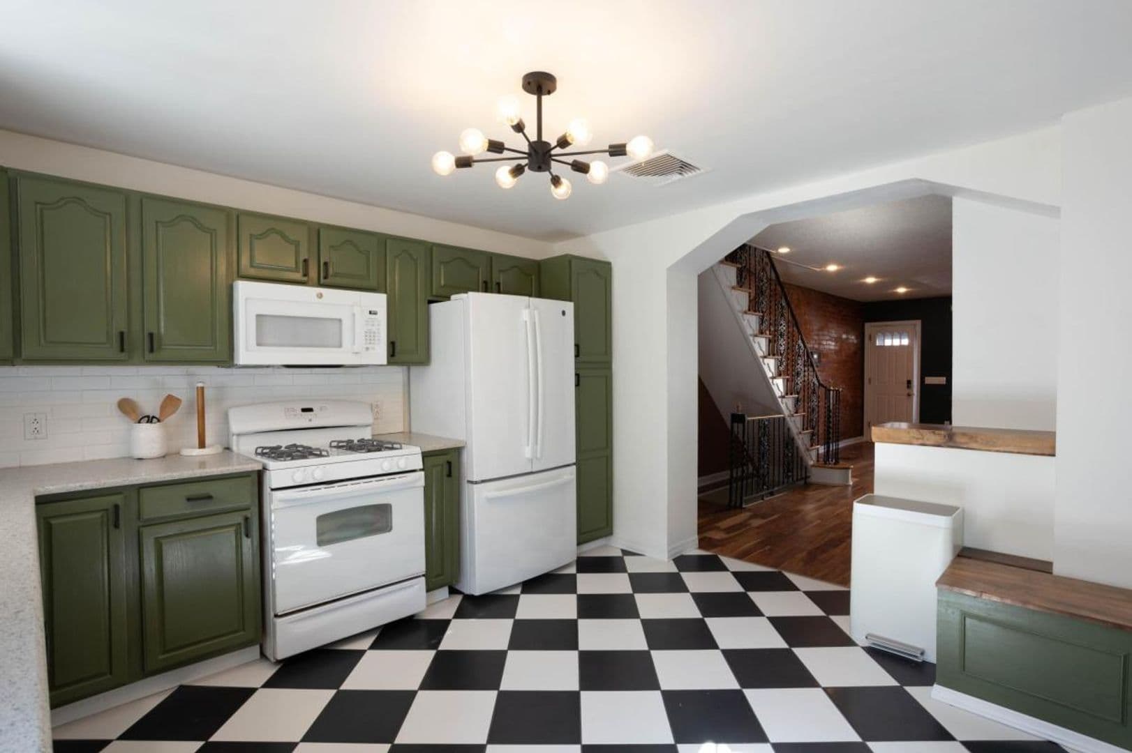 Philadelphia House: 1028 Daly St