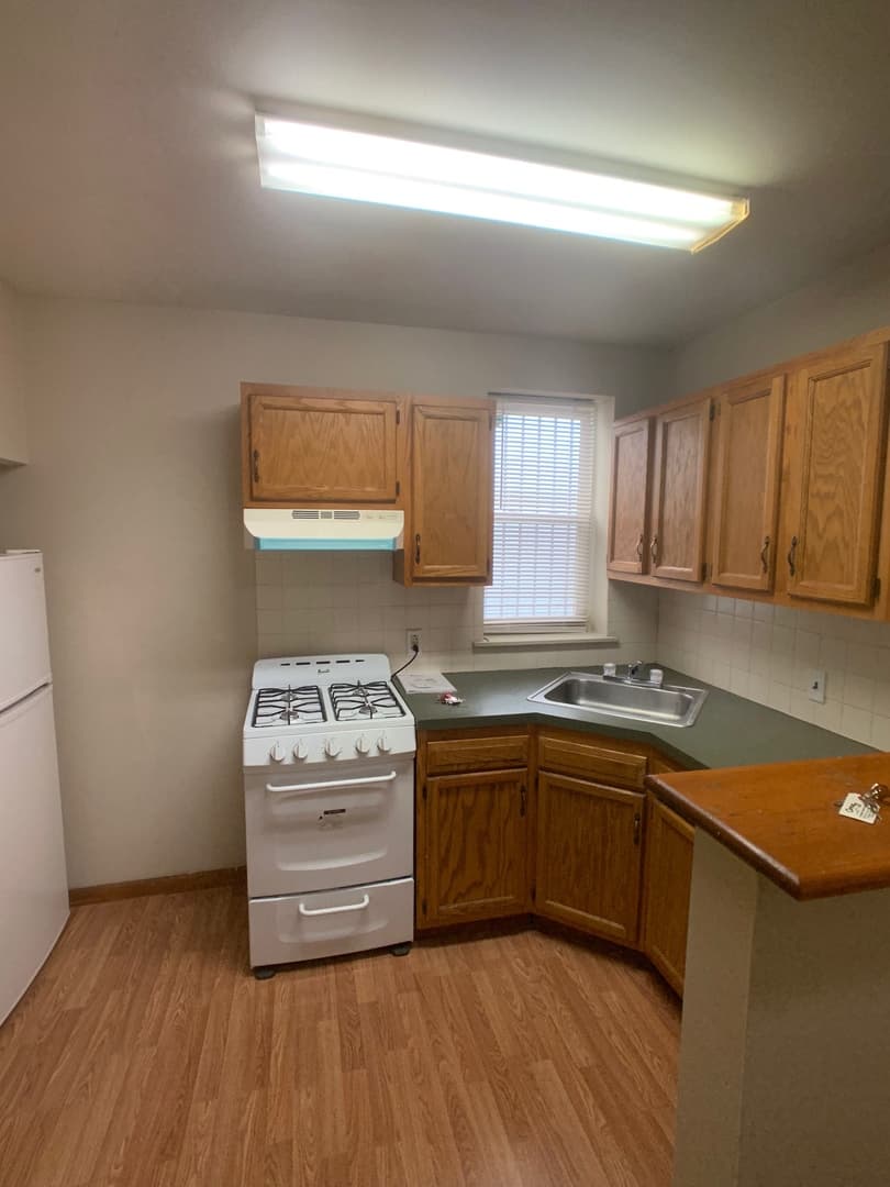 Philadelphia Apartment: 4028 Market St