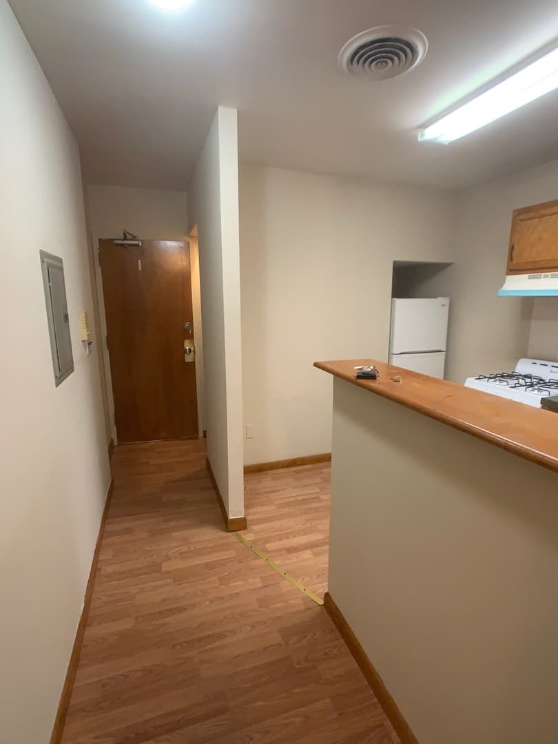 Philadelphia Apartment: 4028 Market St