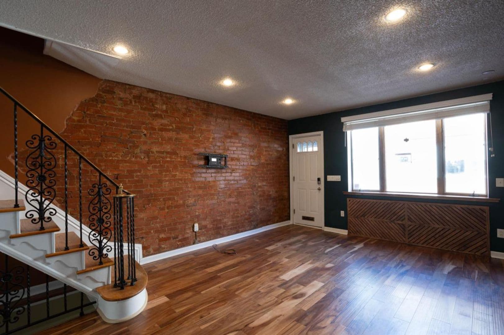 Philadelphia House: 1028 Daly St