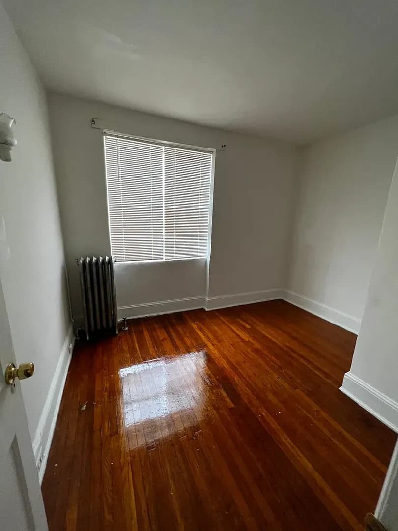 Philadelphia House: 926 E Stafford St