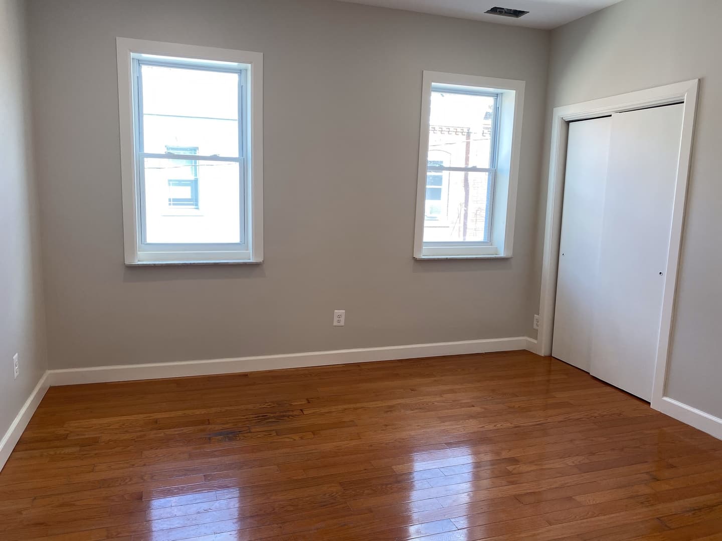 Philadelphia House: 618 Cross St
