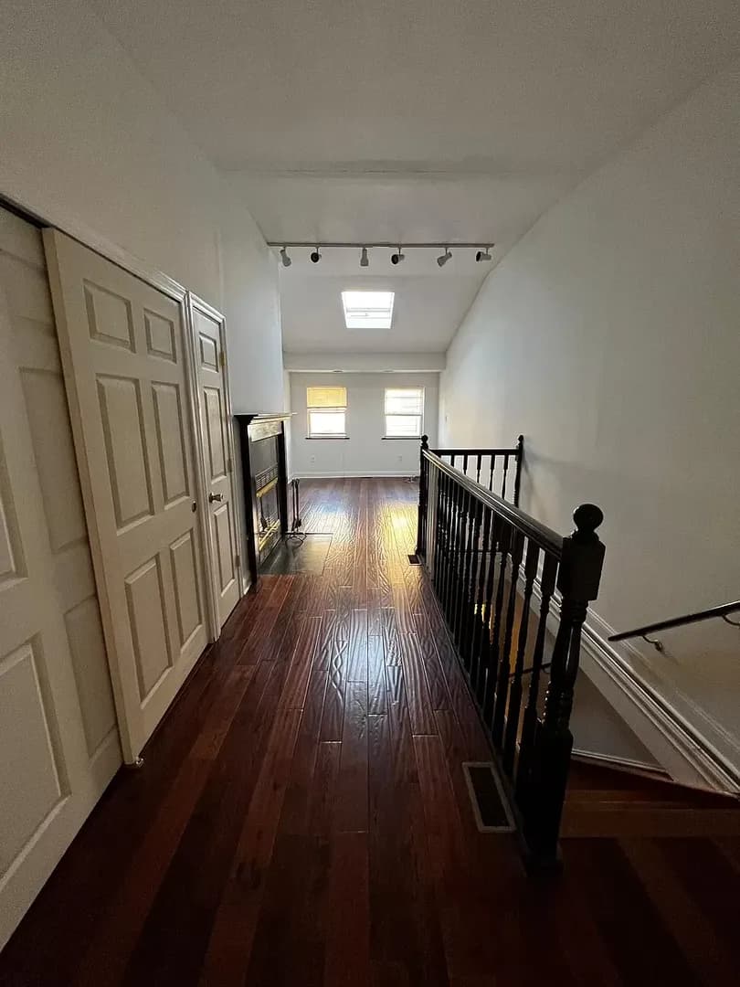 Philadelphia House: 536 N 12th St