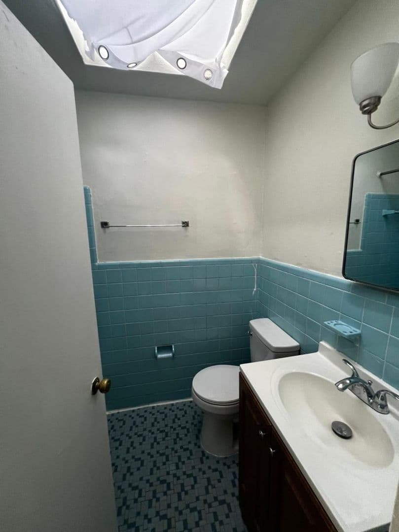 Philadelphia Apartment: 4039 Balwynne Park Rd