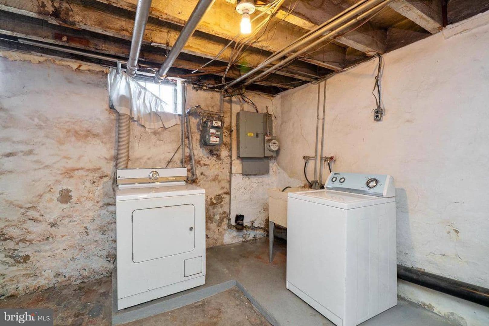 Philadelphia House: 2836 Snyder Ave