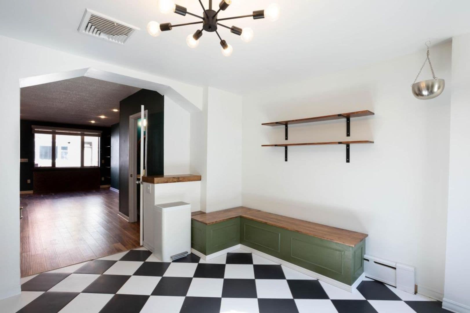 Philadelphia House: 1028 Daly St