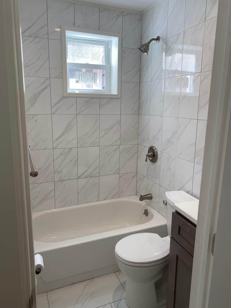 Philadelphia House: 618 Cross St