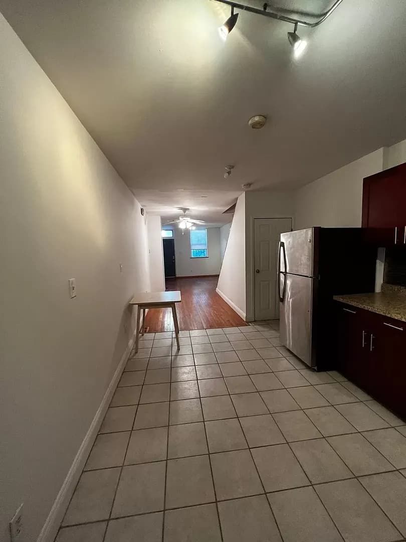 Philadelphia House: 536 N 12th St