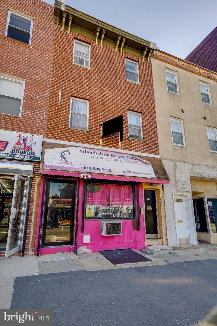 Philadelphia Apartment: 4028 Market St
