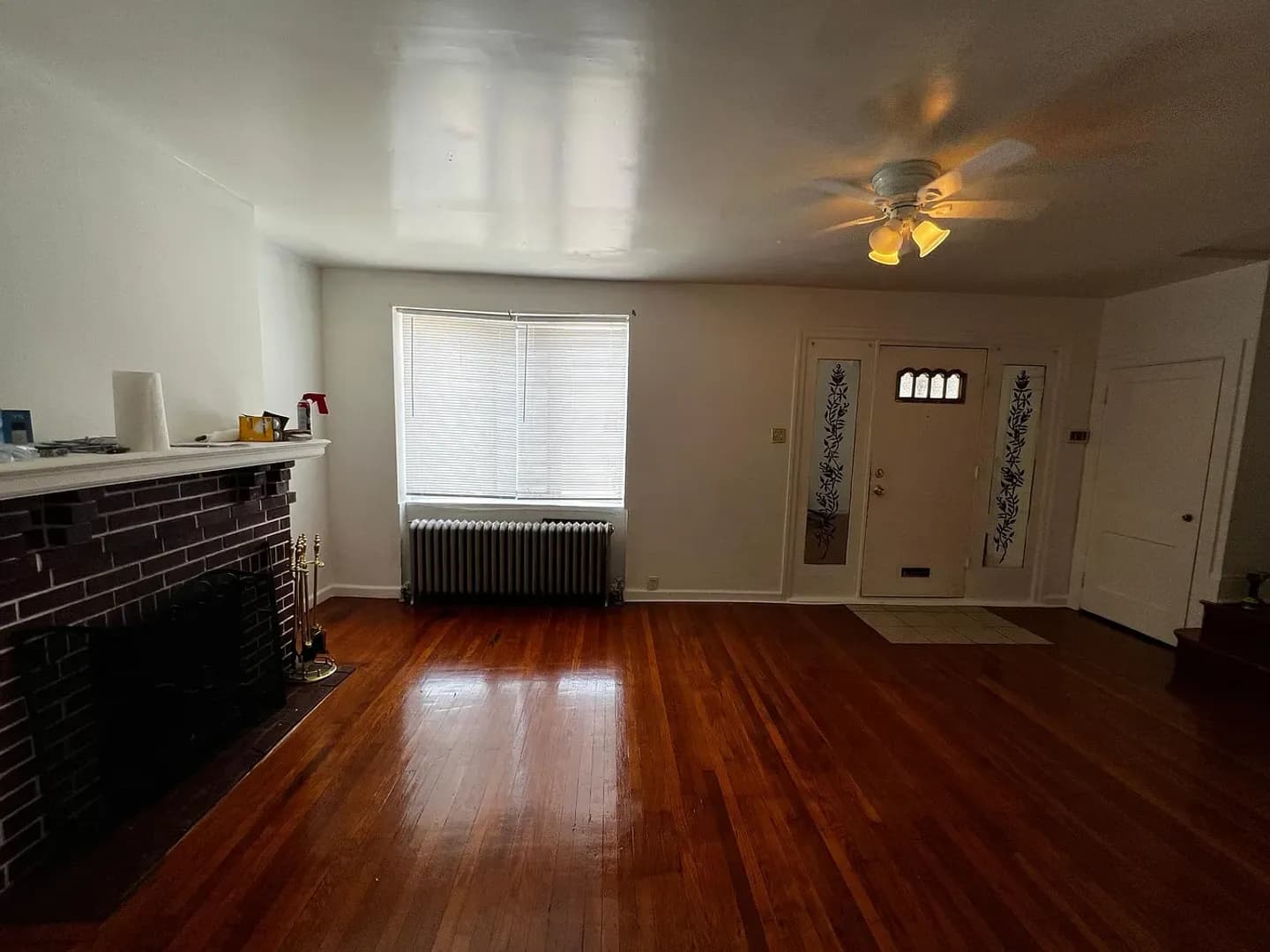 Philadelphia House: 926 E Stafford St