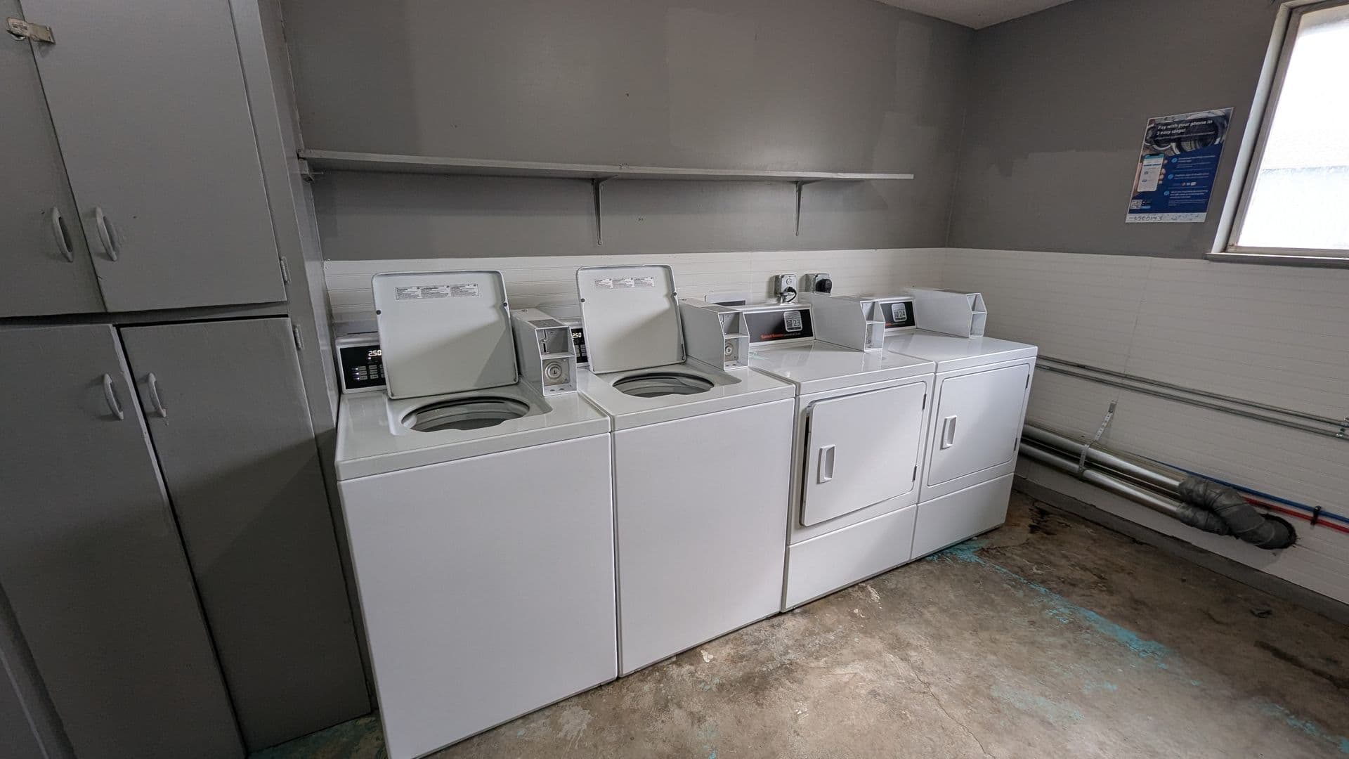 Columbus Apartment: 401 N. East Avenue - 3
