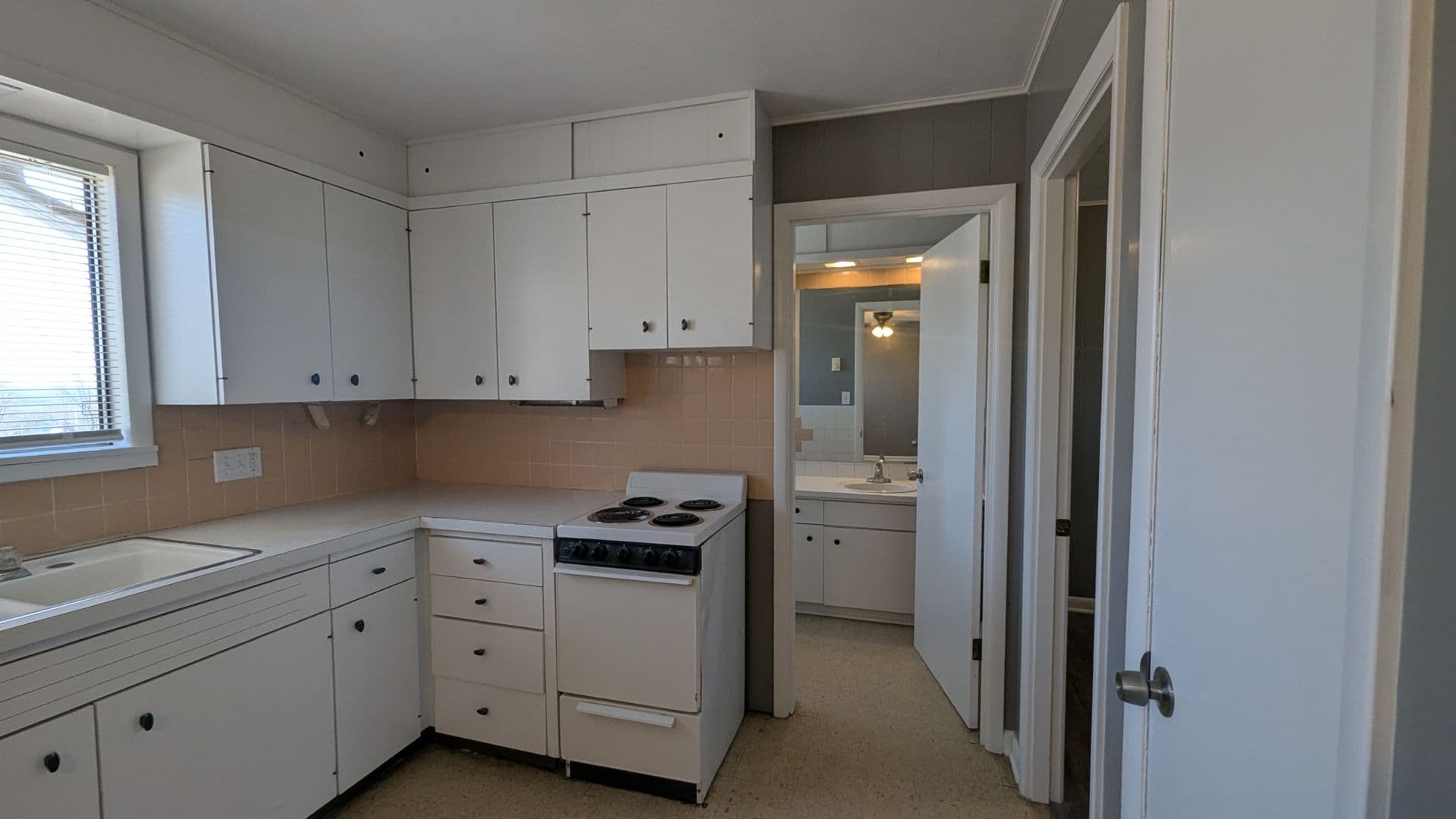 Stockton Apartment: 1214 S Blake