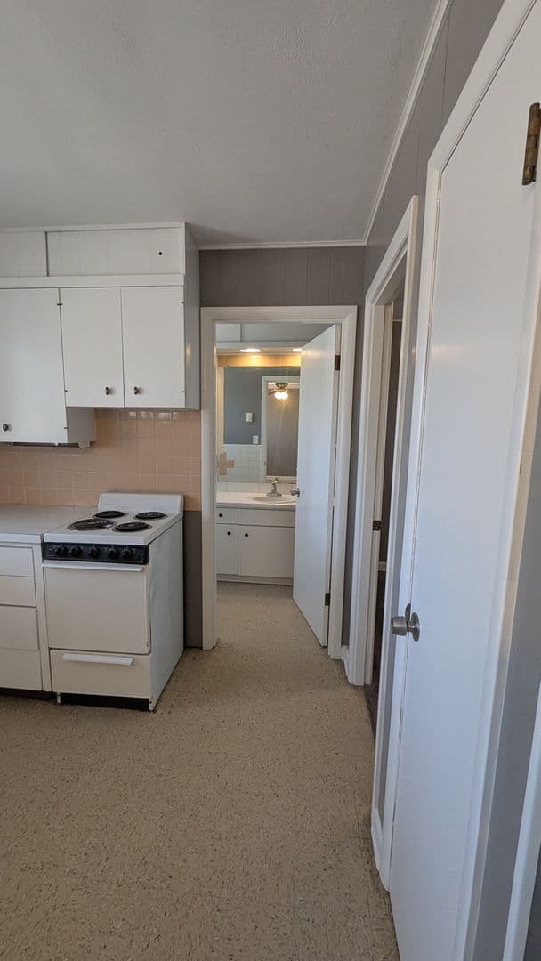 Stockton Apartment: 1214 S Blake