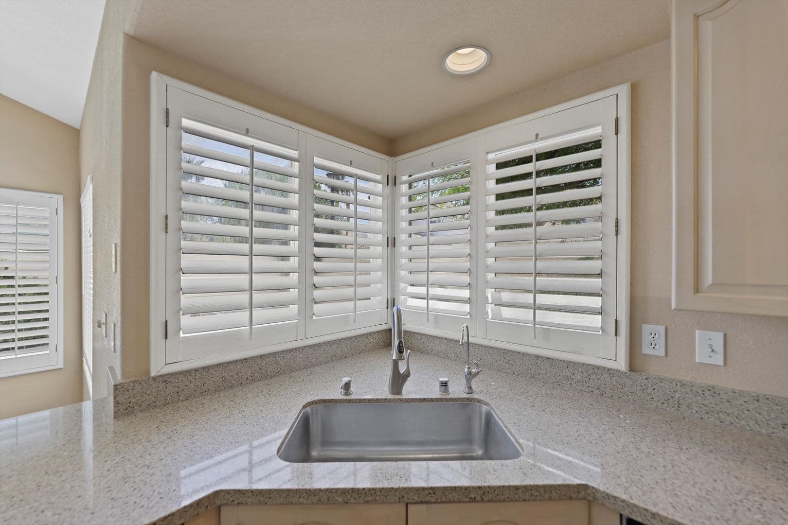 Las Vegas House: 8133 Horizon Lake Drive