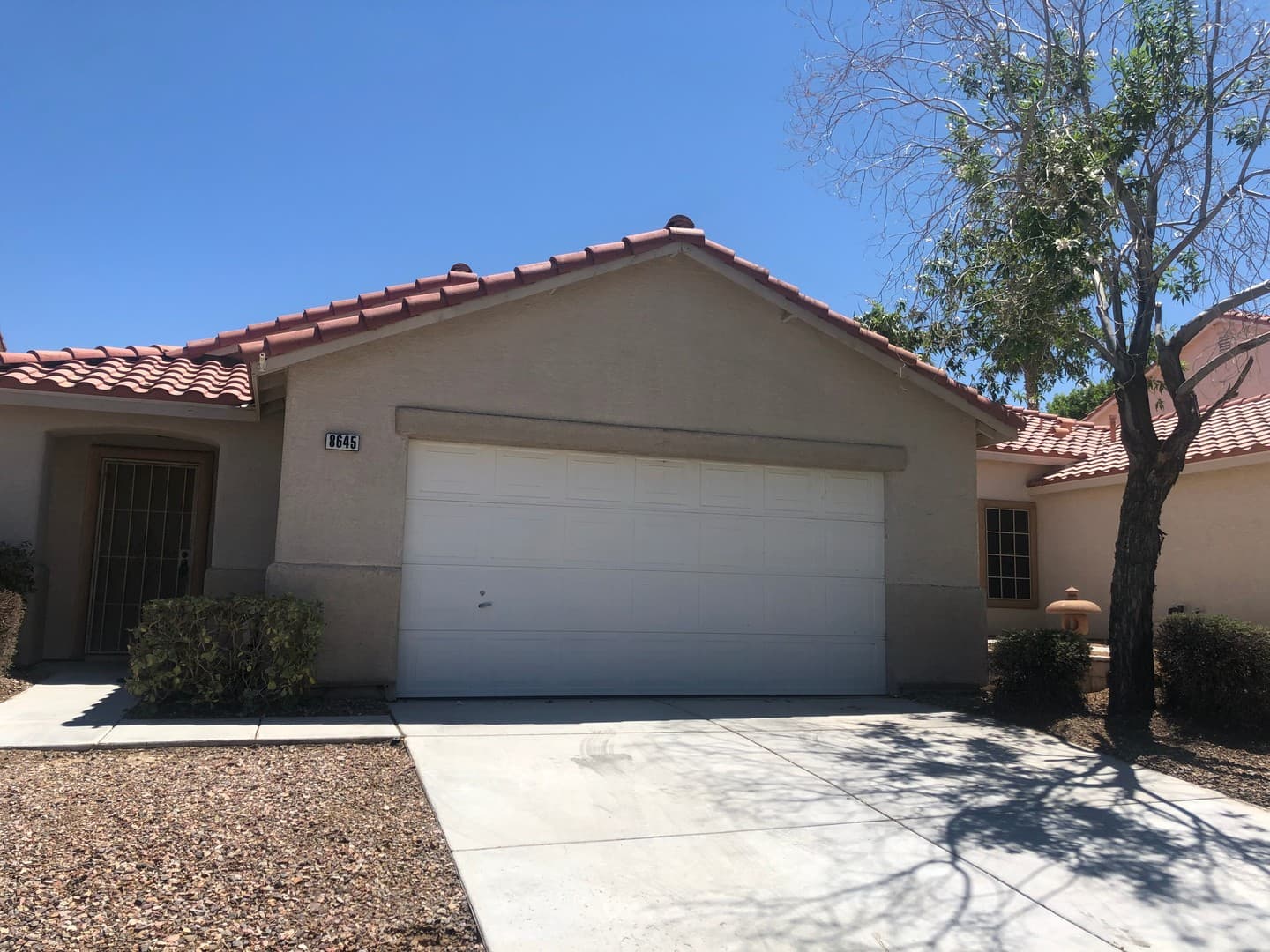 Las Vegas House: 8645 Grand Pine