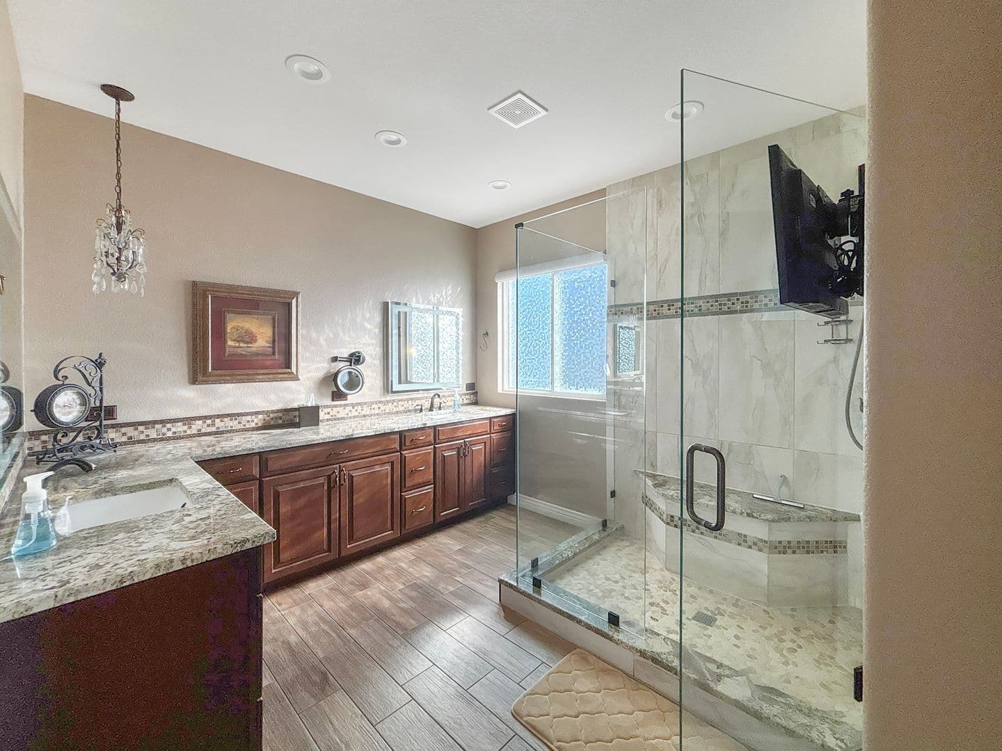 Aurora House: 8163 S Quemoy Cir