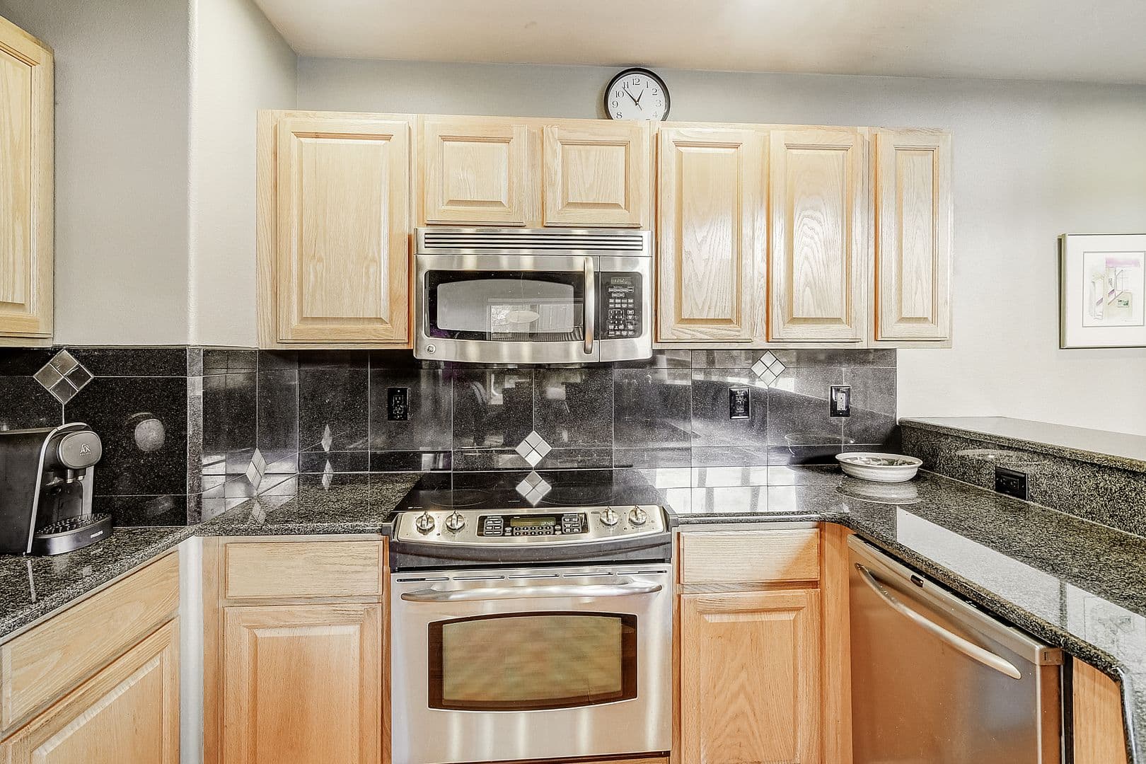 Breckenridge House: 458 North Fuller Placer Rd