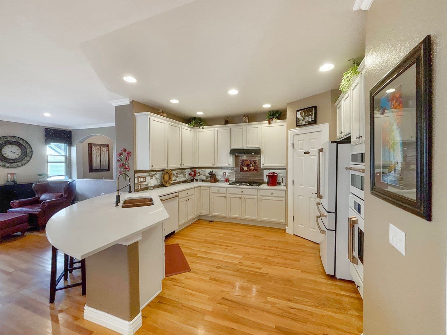 Aurora House: 8163 S Quemoy Cir
