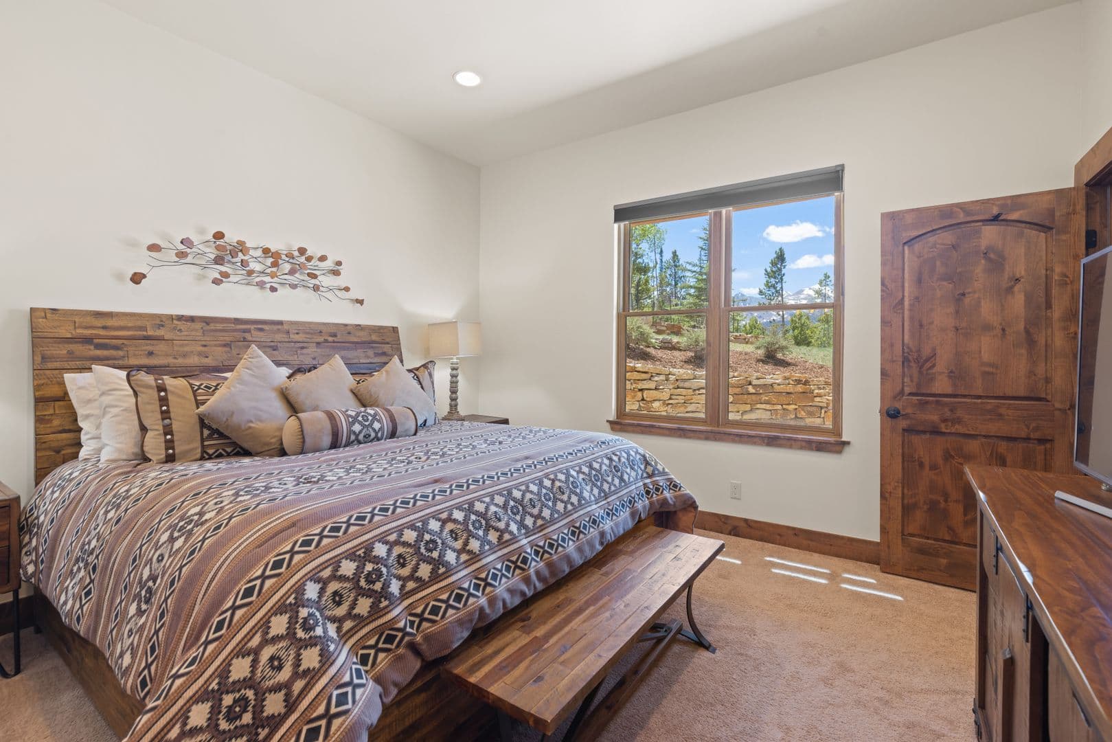 Breckenridge House: 26 Dunkin Drive