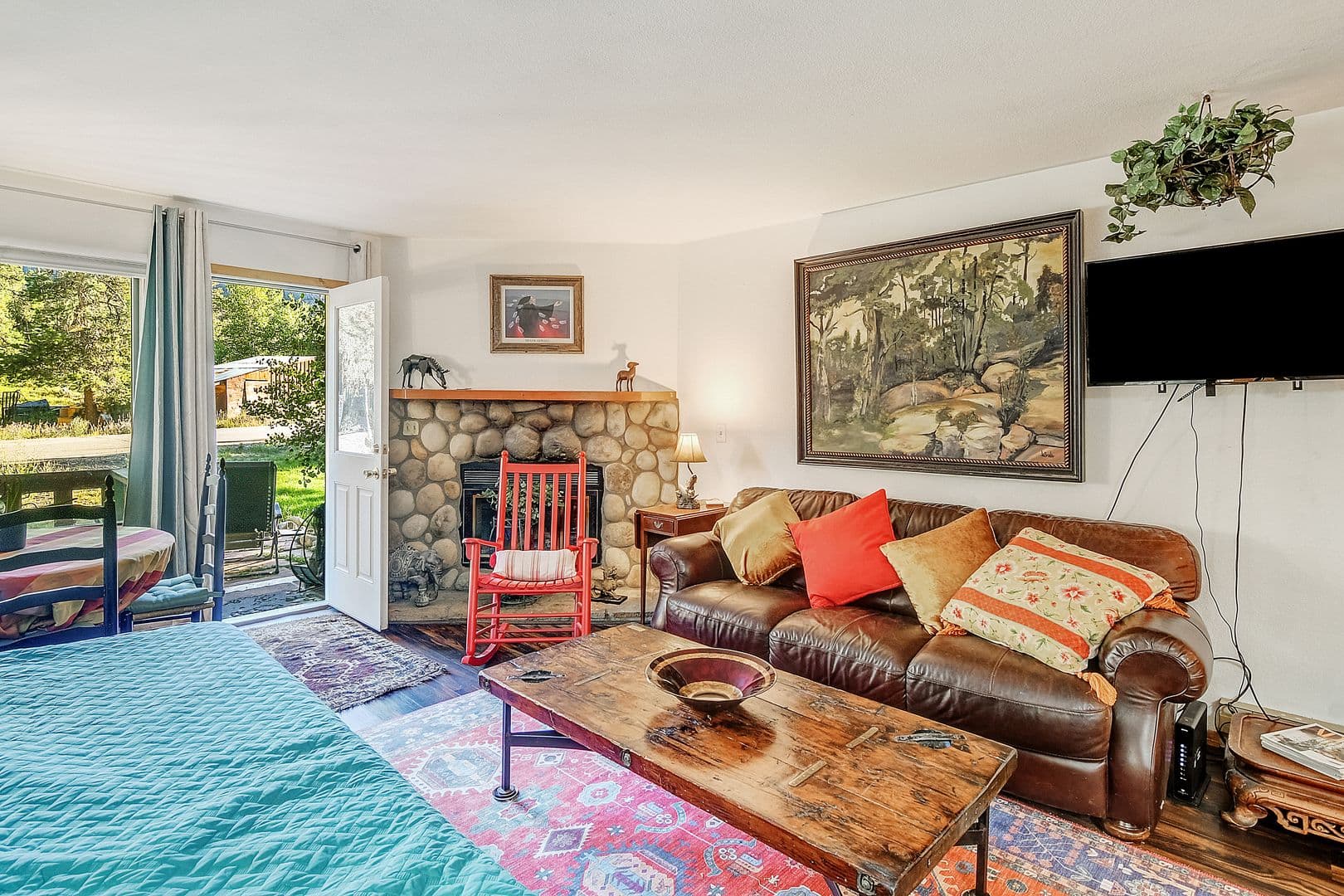 Frisco Townhome: 604 Granite St