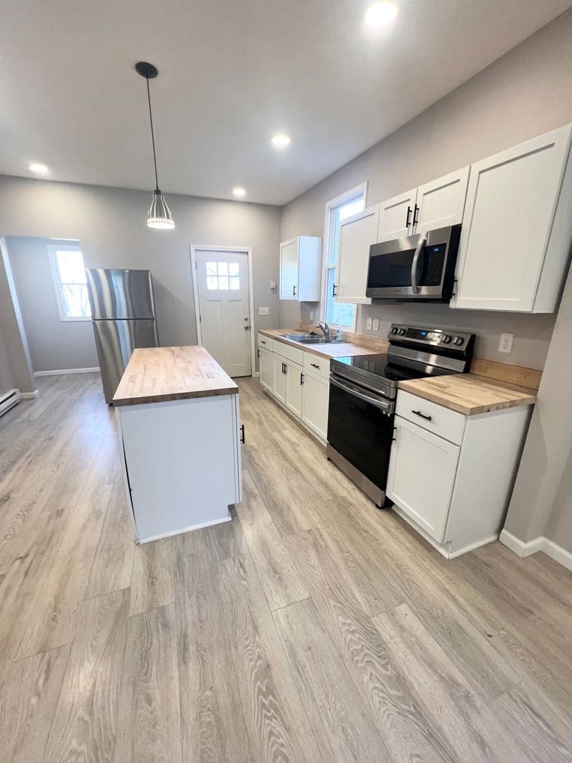 Fort Wayne House: 1444 Taylor Street