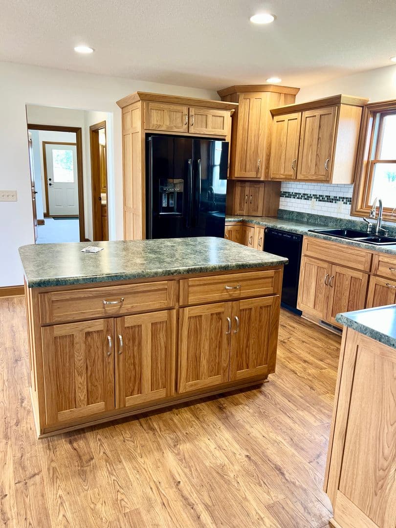 Hoagland House: 13711 Hoagland Road