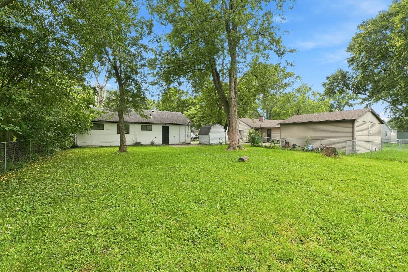 New Haven House: 528 Courtney Drive