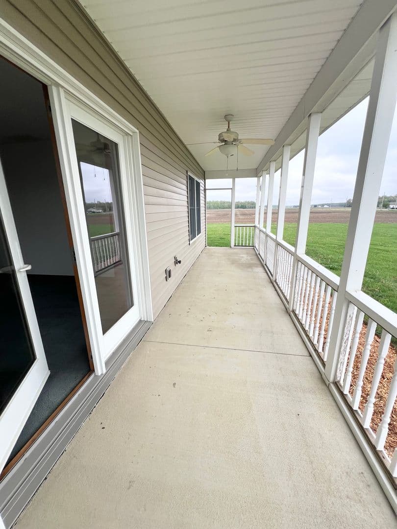 Hoagland House: 13711 Hoagland Road
