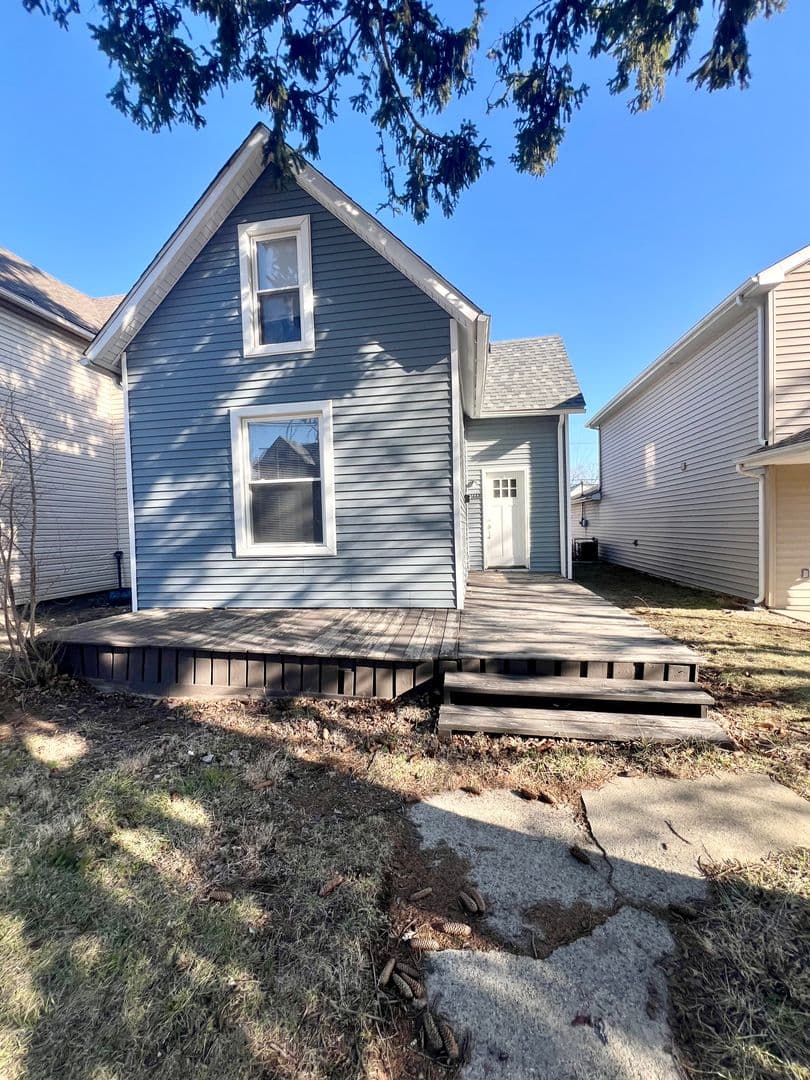 Fort Wayne House: 1444 Taylor Street