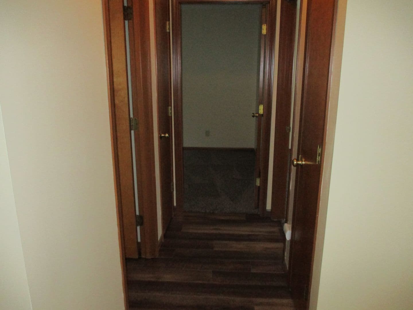 Albion House: 909 W Main Street