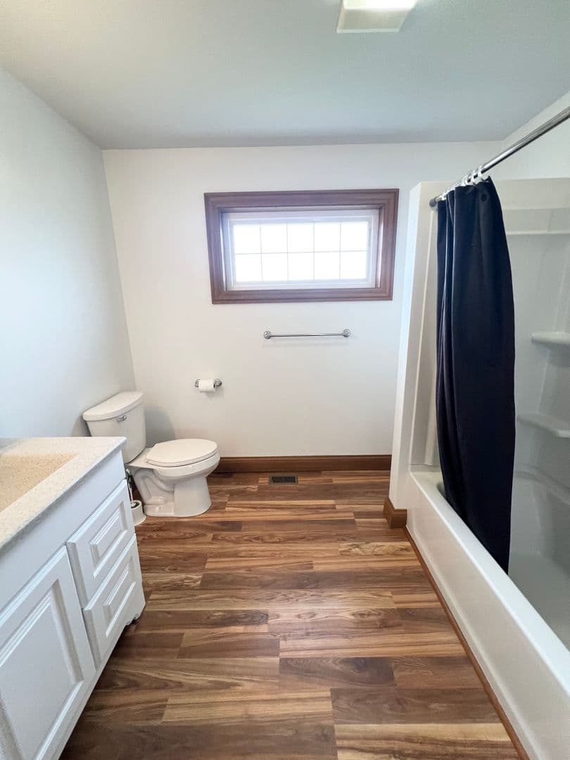 Hoagland House: 13711 Hoagland Road