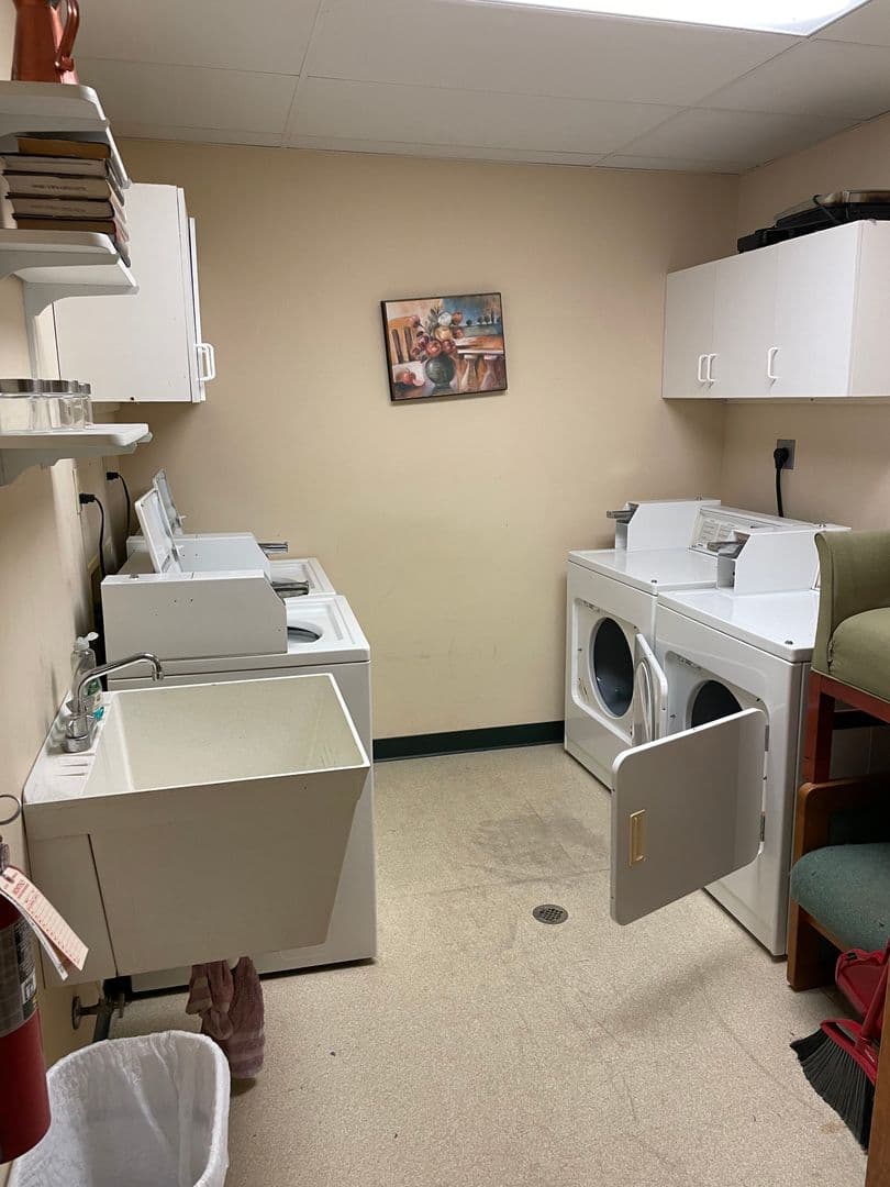 Fort Wayne Apartment: 1232 Maumee Avenue