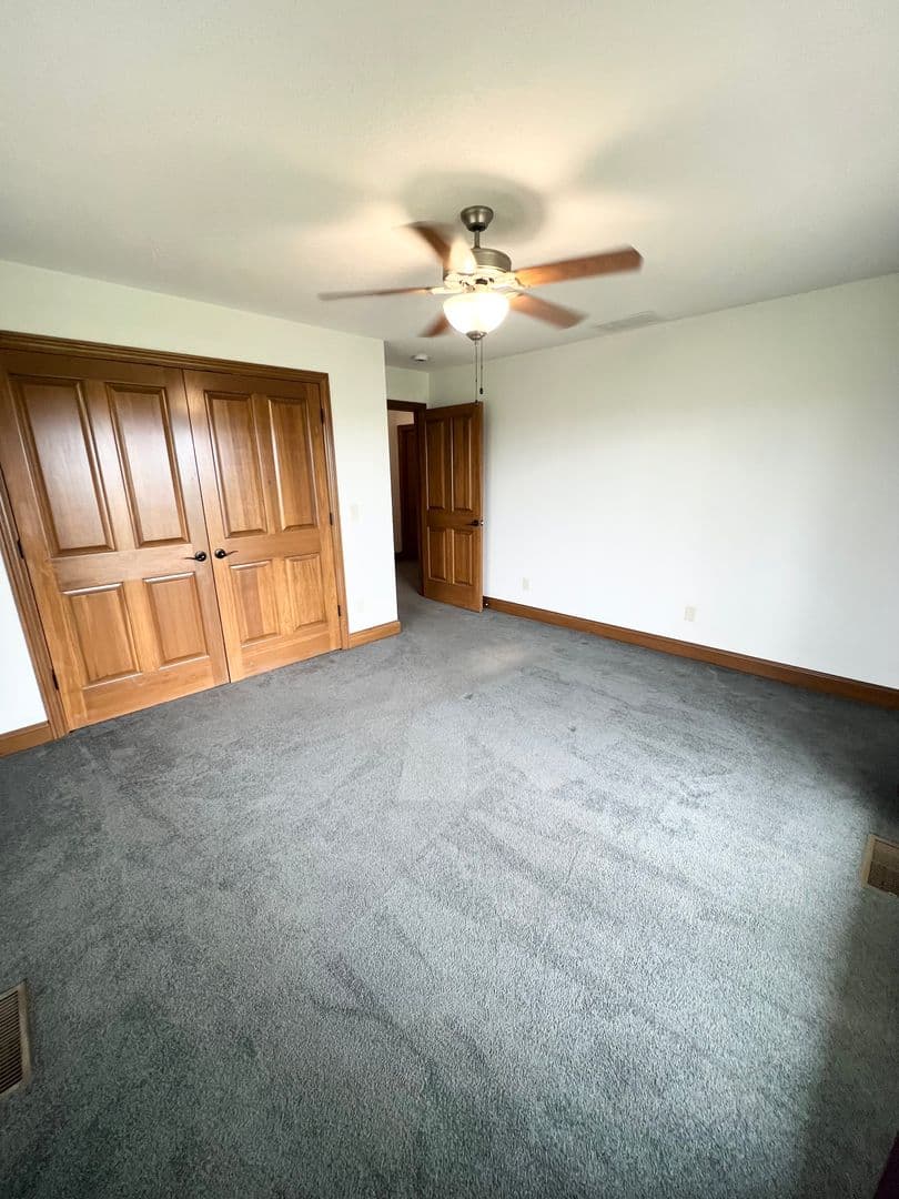 Hoagland House: 13711 Hoagland Road