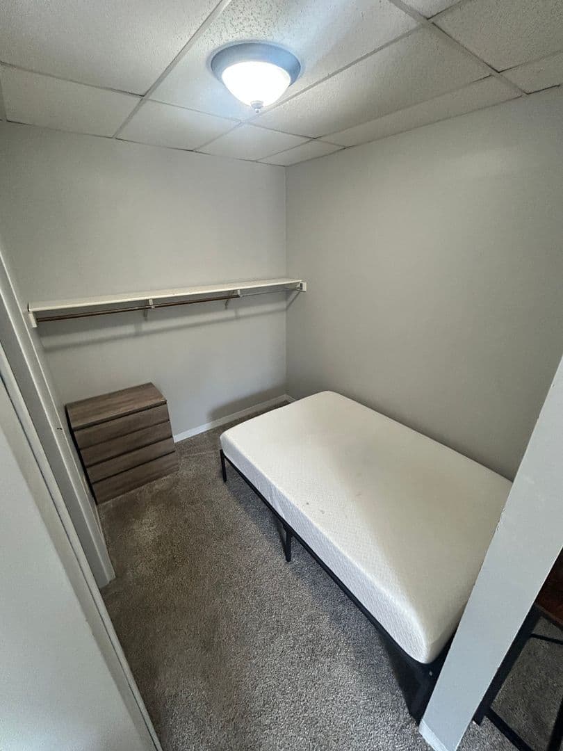 Fort Wayne Apartment: 1232 Maumee Avenue