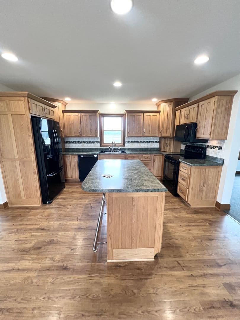 Hoagland House: 13711 Hoagland Road
