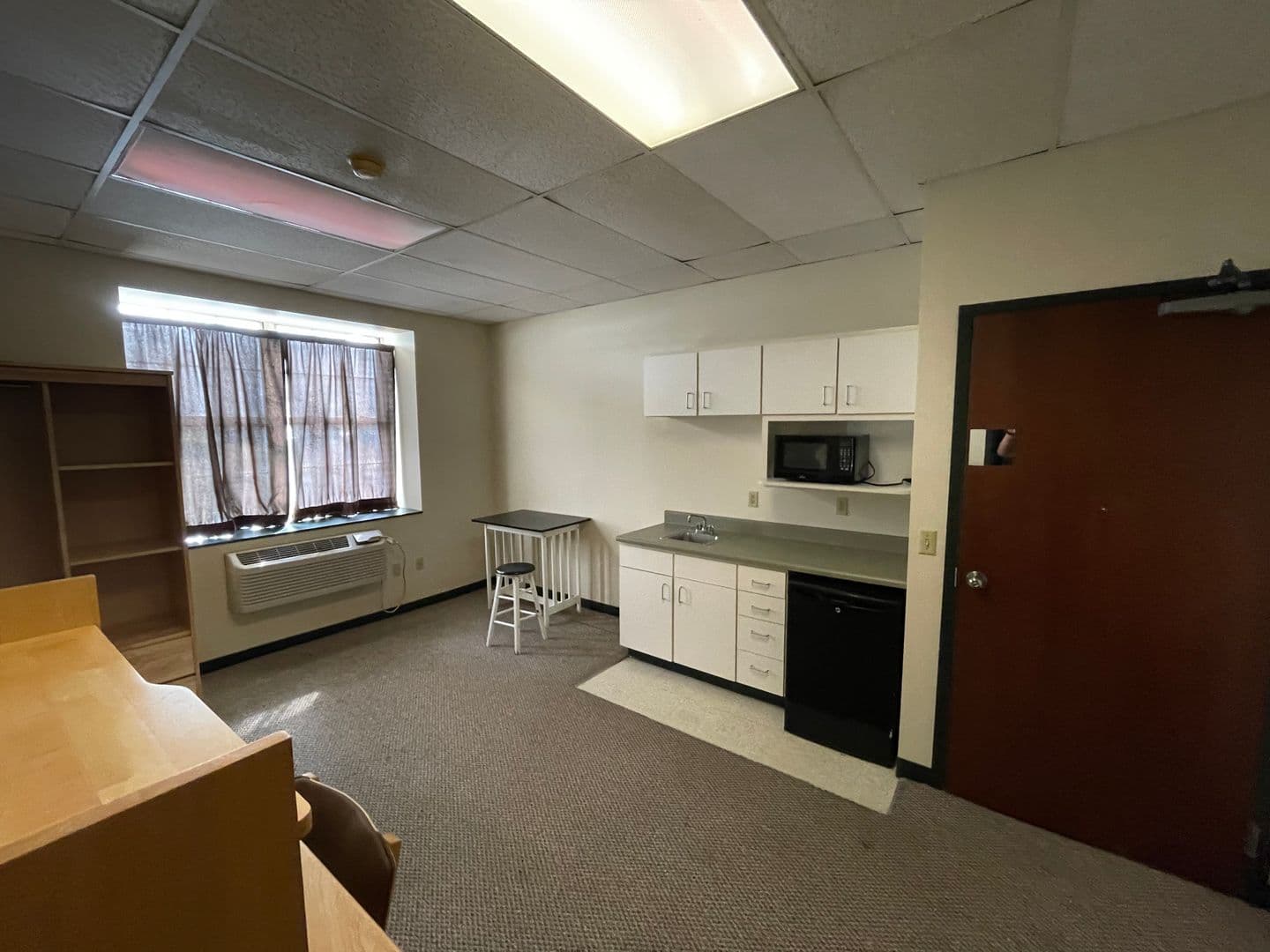 Fort Wayne Apartment: 1232 Maumee Avenue