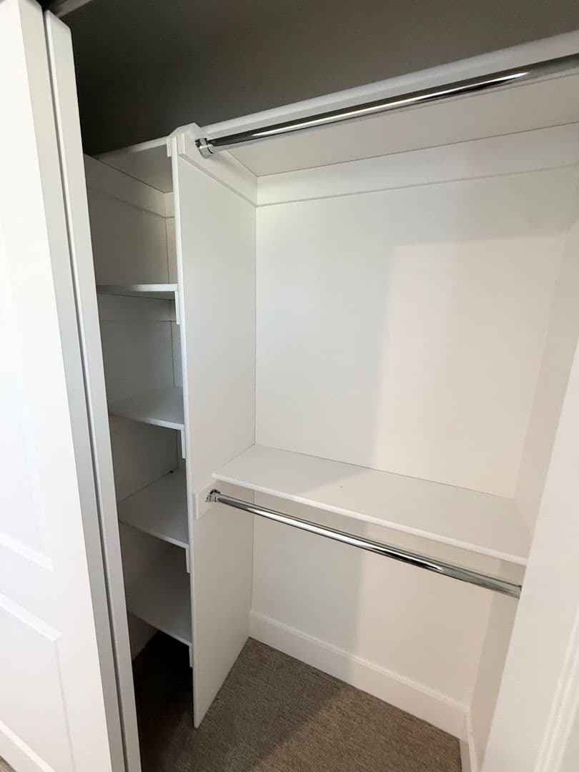 Omaha Apartment: 2520 South 60th Street