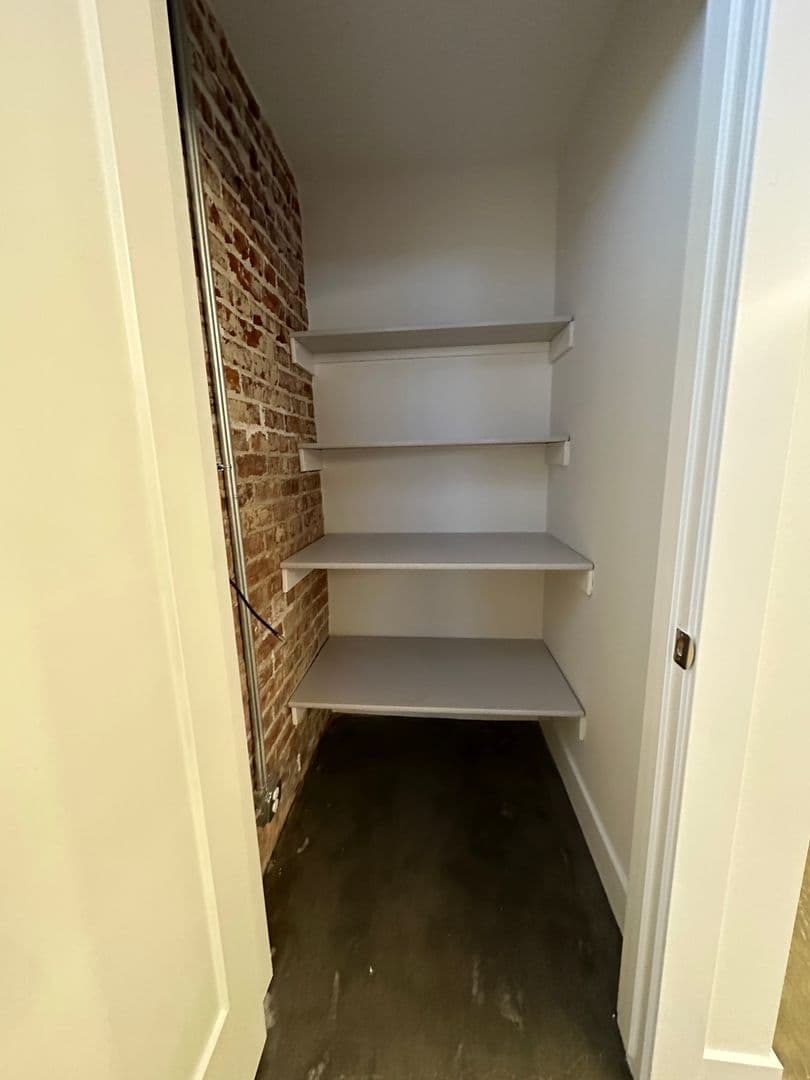 Omaha Apartment: 2754 Harney / 324 S 27th Avenue